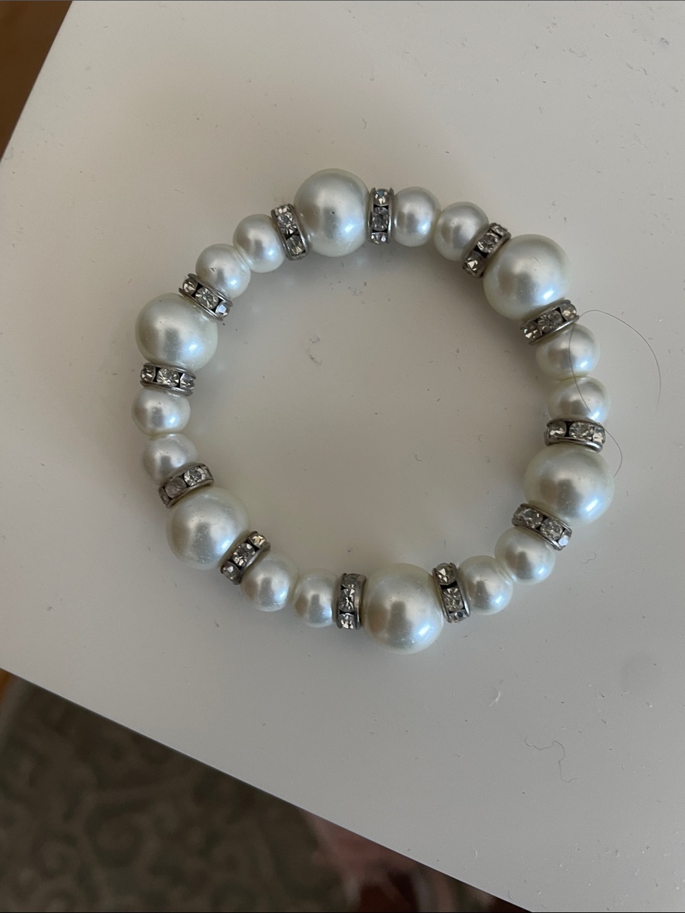 Classic White Pearl & Crystal Stretch Bracelet